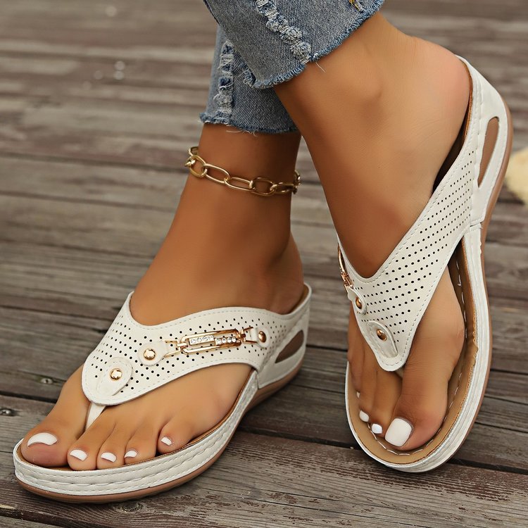 Calia Retro Sandals