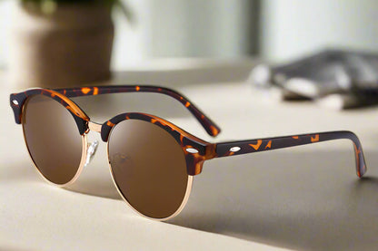 The Strada Shades