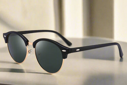 The Strada Shades