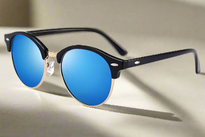 The Strada Shades